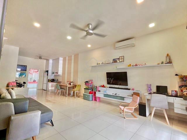 Pulai Jaya LA Garden fully renovated double storey terrace house 1