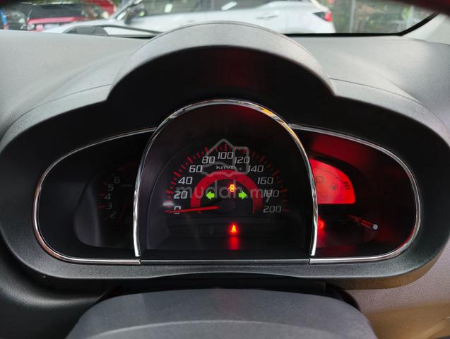 Perodua AXIA 1.0 AV ADVANCE SPORT PERFECT Yr2015 - 5