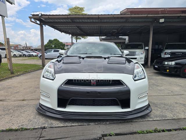 2011 Nissan GTR R35 - 1