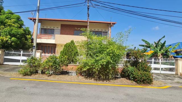 2sty Bungalow, Off Jalan Parameswara (Main Road) @ Bandar Hilir 1