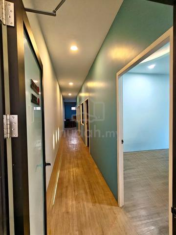 Eco Curve Eko Perniagaan Renovated Office Rent Johor Bahru 1