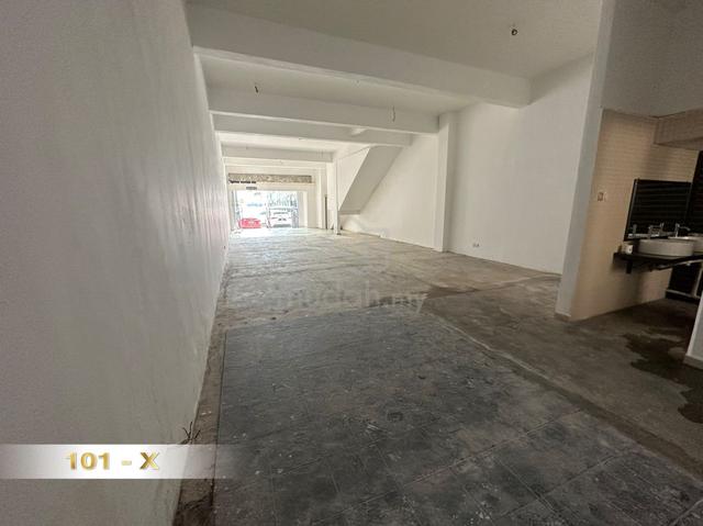 [Ground Floor] Bandar Baru Klang GF 20*70sqft Basic unit for rent 1