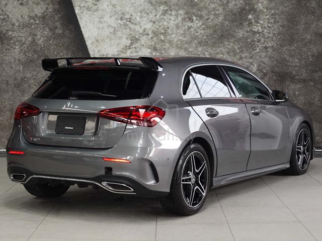 2023 Mercedes BENZ A180 STYLE AMG LEATHER SUNROOF - 4