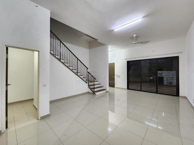 Setia Utama 2, Setia Alam 3 Storey House For Sale 1