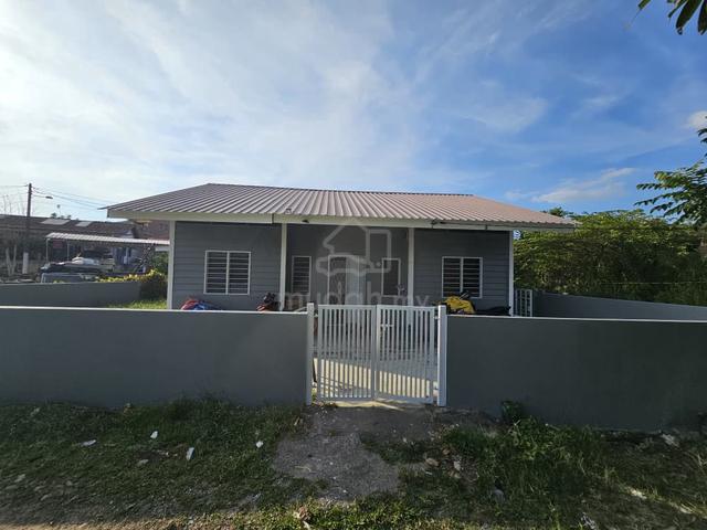 Banglo Jln Durian Kulai Besar 1