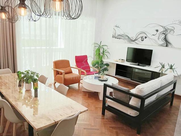 The Suites @ Waterside (Straits Quay) 1