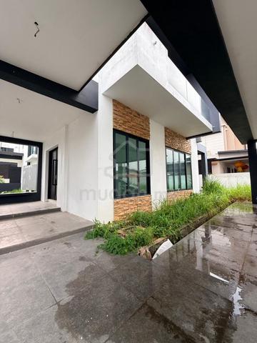 Batu Kawa New 3 Storey Detached House 1