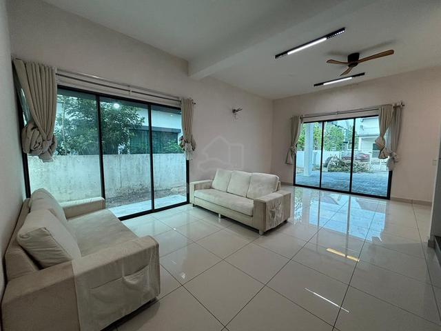 RENT OR SALES 2 Storey Semi D [ALMA BM] Gated & Guarded Under Value!!! 1