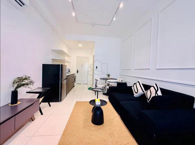Majestic Residence 1