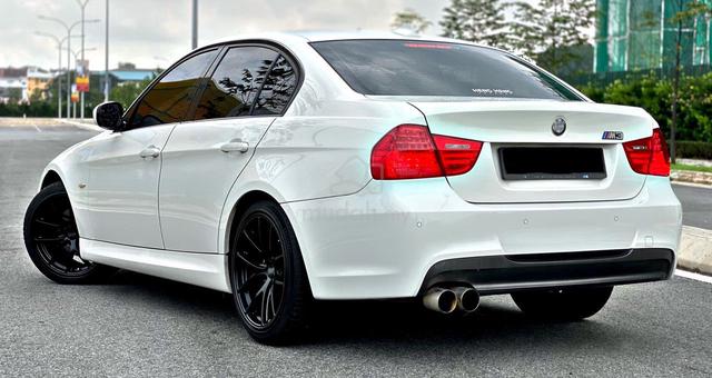 2011 Bmw 325i SPORTS (CKD) 2.5 FACELIFT (A) - 2
