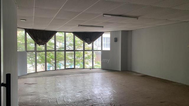 1½ Storey Warehouse For Rent @ IM14 Light Industries 4