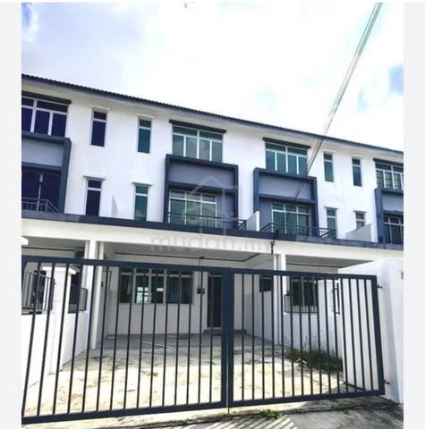 Pulai Mutiara Skudai 2.5 Storey G&G Below Market 1