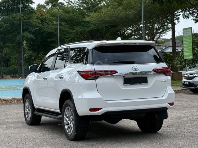 2022 Toyota FORTUNER SRZ 2.7L (ZERO DEPOSIT APPLY) - 2