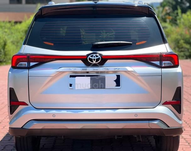 2023 Toyota VELOZ 1.5 MY22 (A)FS/R CARKING 28KMIL - 4