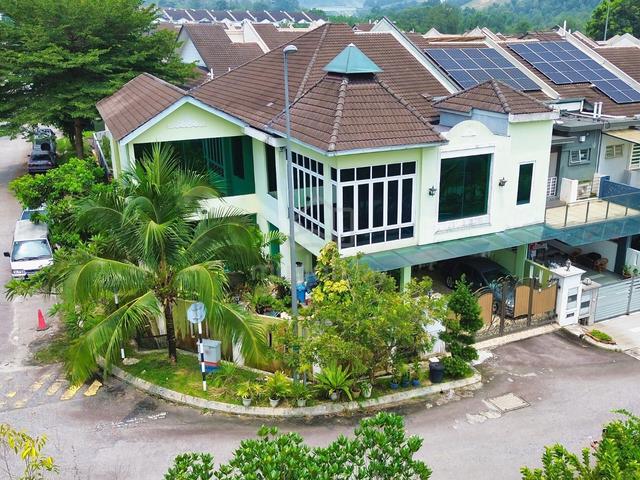 HUGE Double Storey Terrace Corner Lot Section 5, Bandar Mahkota Cheras 1