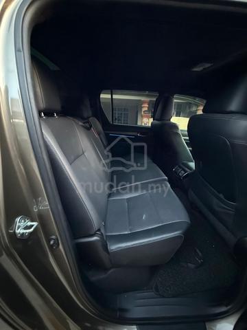 2022 Toyota HILUX 2.8 ROGUE (A) - 3