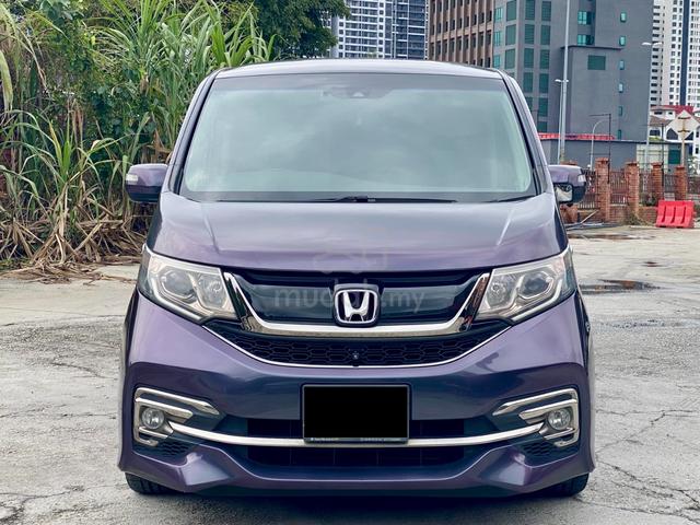 2017 Honda STEPWAGON 1.5 COOL SPRIT 360CAMERA 7SET - 3