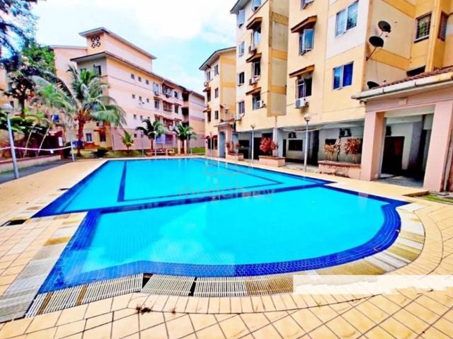 saujana apartment 1