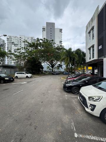 Nusa Puncak - 3 Storey Shop For Sale 1