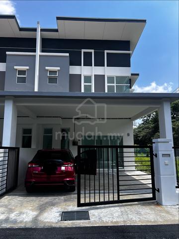 Double Storey Terrace House 1