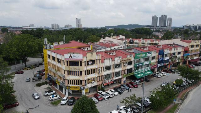 Kota Damansara Seksyen 6 @ Petaling Jaya 1