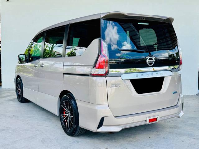 Nissan Serena 2.0L Highway Star F/Srv Rec Fulloan - 2