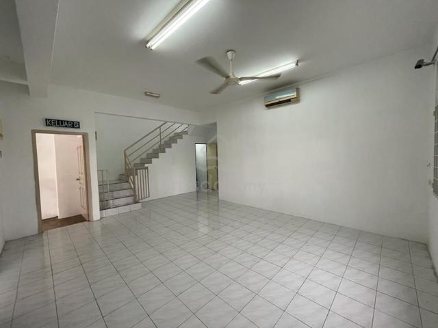 Batu Maung Double Storey Commercial Property For Rent(Commercial Use) 1