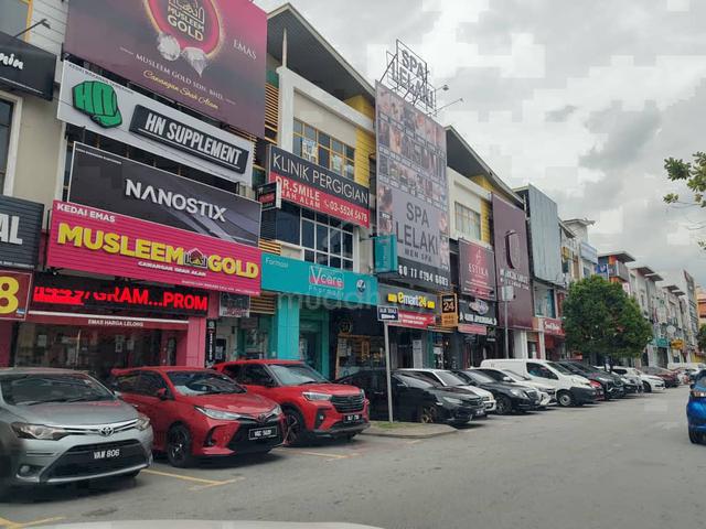 Hot! Shah Alam Seksyen 7 main road shop at Jakel Uitm Lrt3 school 1