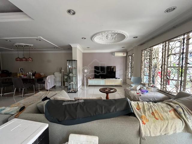 USJ 12 (35x65 sqft) Freehold 1.5 Sty End Lot Fully Extended Taipan 1