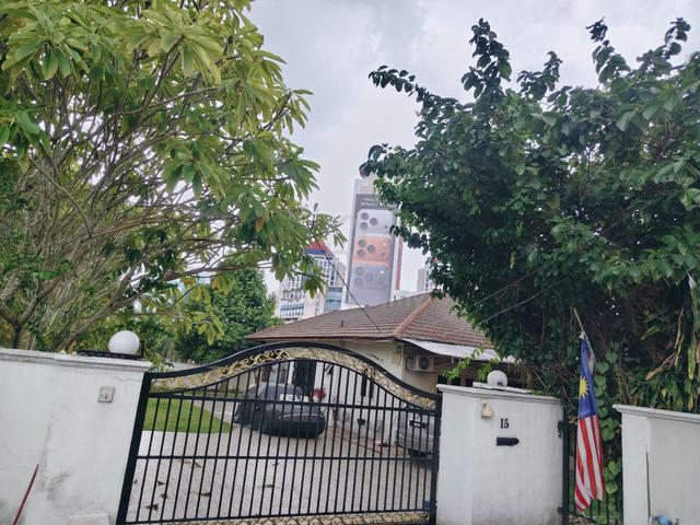 BIG LAND SINGLE STOREY BUNGALOW Seksyen 11 Petaling Jaya 1