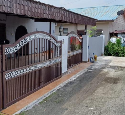 Bilik Studio Pdg Jawa / Seky 17 1