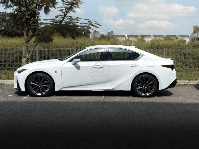 2022 Lexus IS300 2.0 F-SPORT (A) - 2
