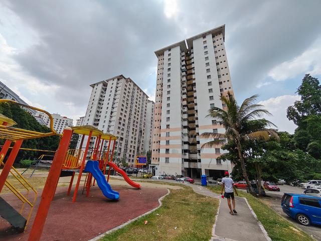 Pelangi Apartment ( Pelangi Damansara ) 1