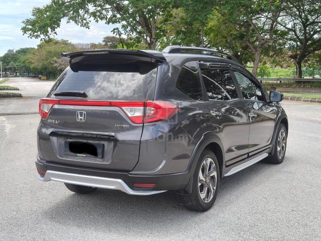 2017 Honda BR-V 1.5 V -- (A) TIP TOP CONDITION - 4