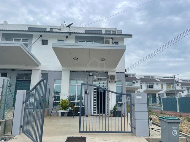 Taman Kelubi Idaman Jasin Corner lot 1