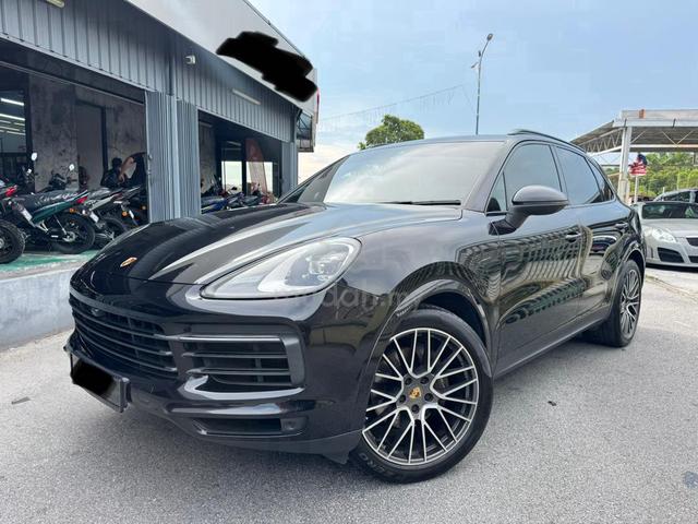 2022 Porsche CAYENNE 3.0 V6 Local Spec Full Loan - 1