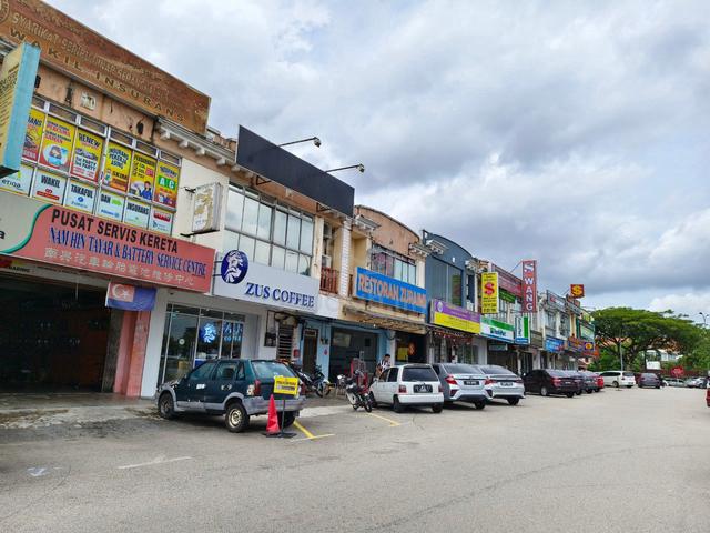 For Sale Taman Bukit Dahlia Pasir Gudang, Johor (Facing Main Road) 1
