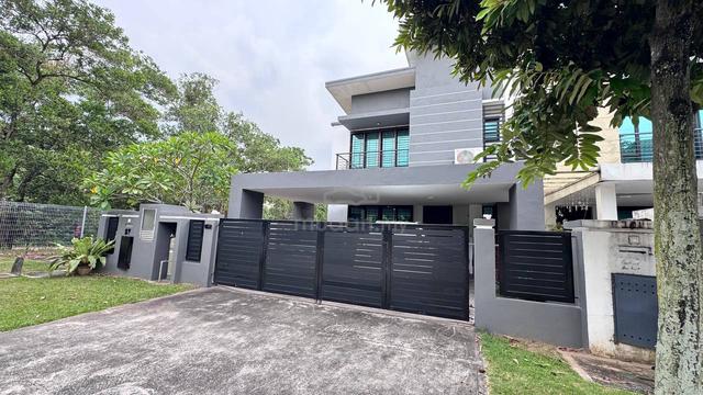 Well Maintained❗ Double Storey End Lot Alam Impian, Shah Alam 1