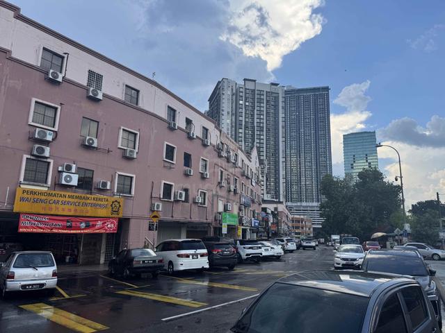 Old Klang Road Office 730sf 2 Rooms Fully Furnished Taman Tan Yew Lai 1