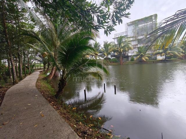 Eden-on-the-Park 1