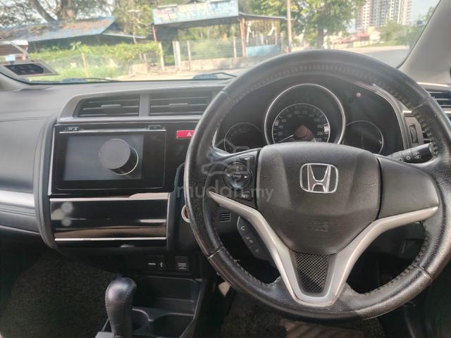 2016 Honda JAZZ 1.5 V (A) - 3