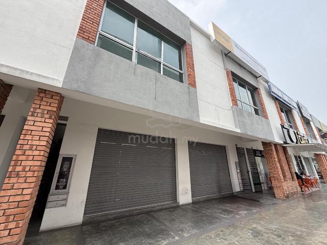 FOR RENT - LAKE VIEW CONCEPT GROUND FLOOR SHOPLOT @ Bandar Sunsuria 1