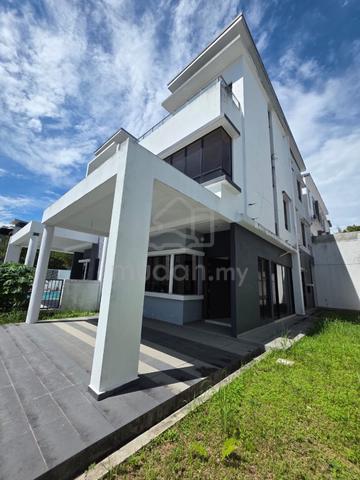 For Sale Canel Garden South Horizon Hill Intermediate 3 Storey Cluster 1