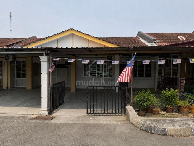 Single Storey Taman Pasak Indah Kota Tinggi 1