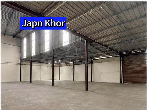 1.5-Storey Light Industry Factory Warehouse for Sale –at perai area. 1