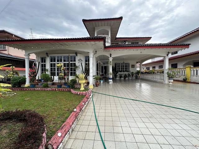 Bungalow Bandar Baru Uda Guarded 6179 sqft Spacious Prime Area 1
