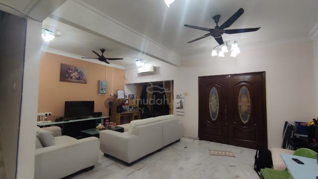 Double Storey House For sale in Taman Paya Emas 1