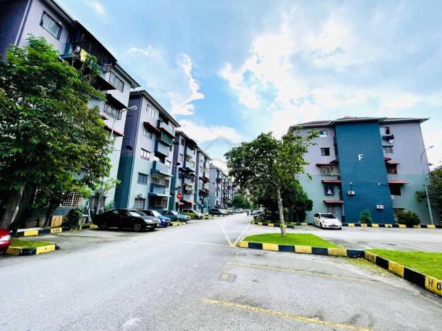 Putra Indah Apartment 1
