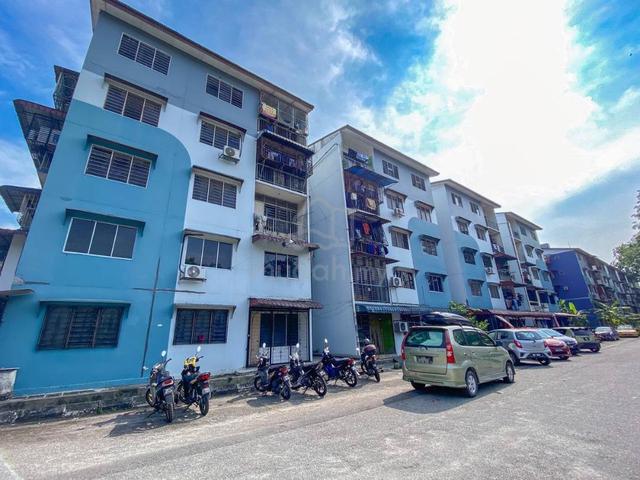 Flat PKNS Seksyen 18 Shah Alam 1