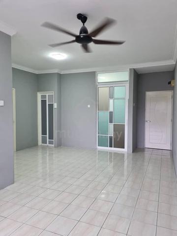 Desa Perangsang (Block F & G) 1